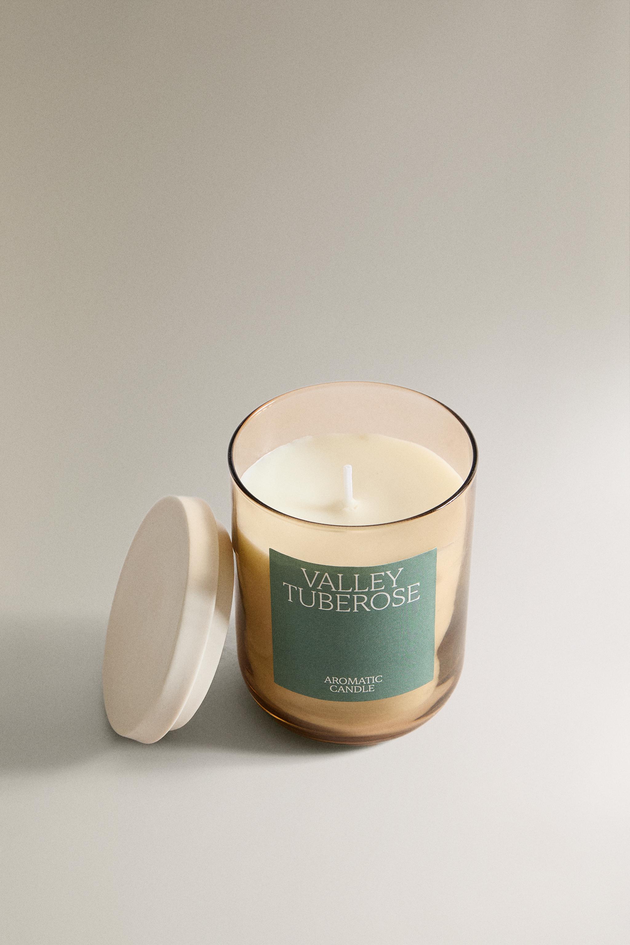 (250 G) VALLEY TUBEROSE SCENTED CANDLE